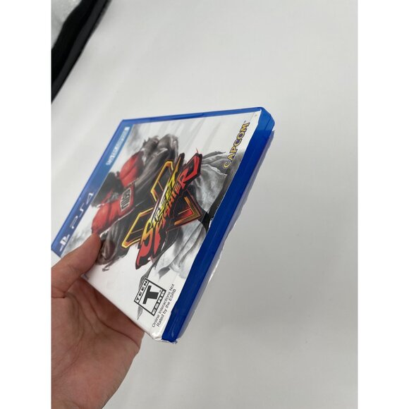 Street Fighter V PS4 Capcom 1-2 Players Includes Case & Booklet Clean Disc - Picture 3 of 5